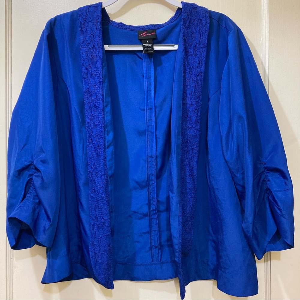 Torrid Open Front Blouse Women’s Size 3 Blue‎ Lace Trim 3/4 Ruched Sleeves